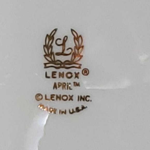 Lenox April Dinner Plate - 1980's Pastel Flowers with Platinum Rim - Picture 3 of 6